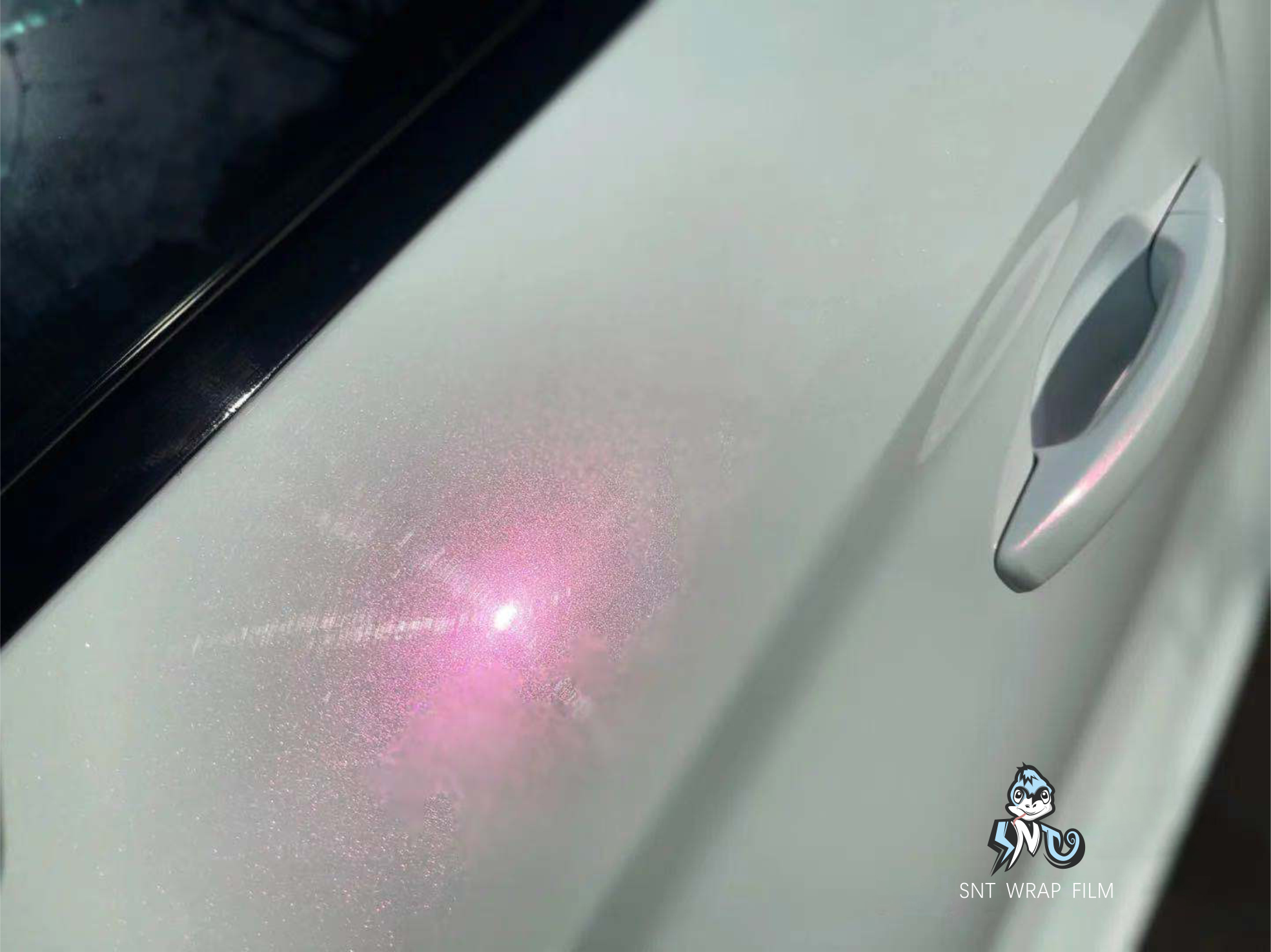 奥迪 钻石金属白魅粉