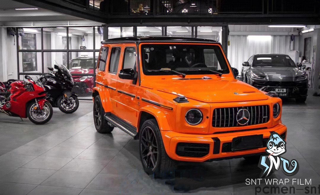 奔驰 水晶烈焰橙