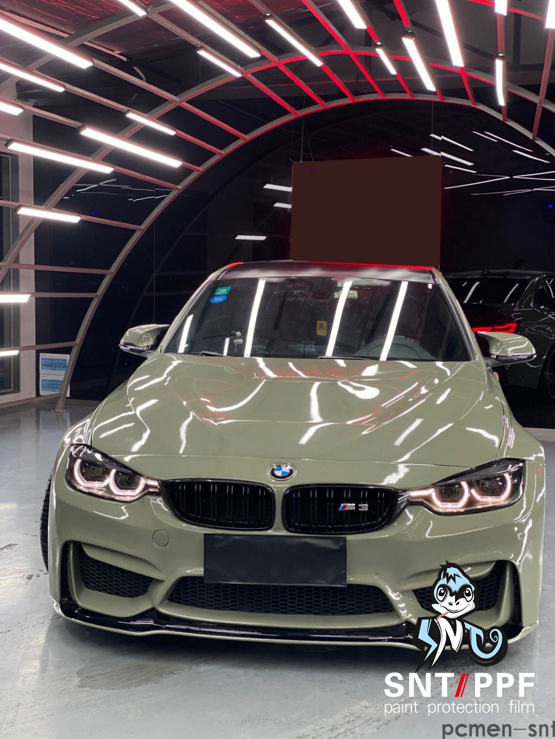 宝马 水晶装甲绿