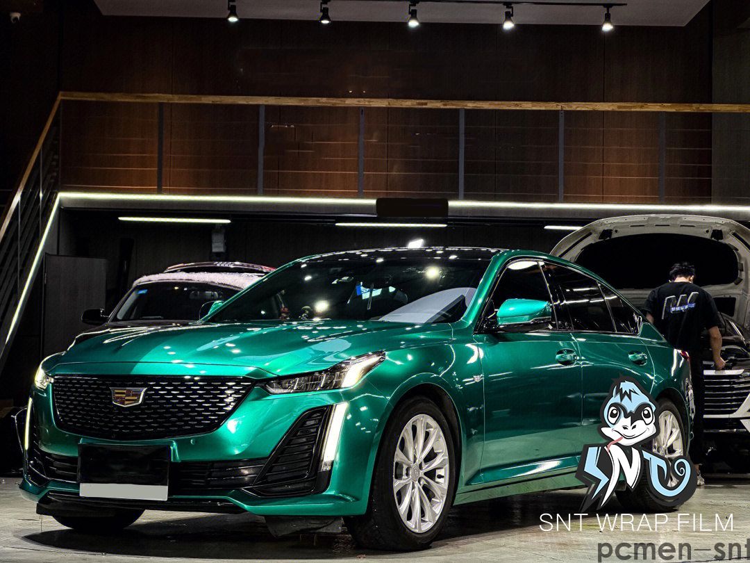 凯迪拉克 超亮金属祖母绿