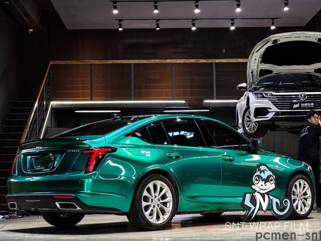 凯迪拉克 超亮金属祖母绿