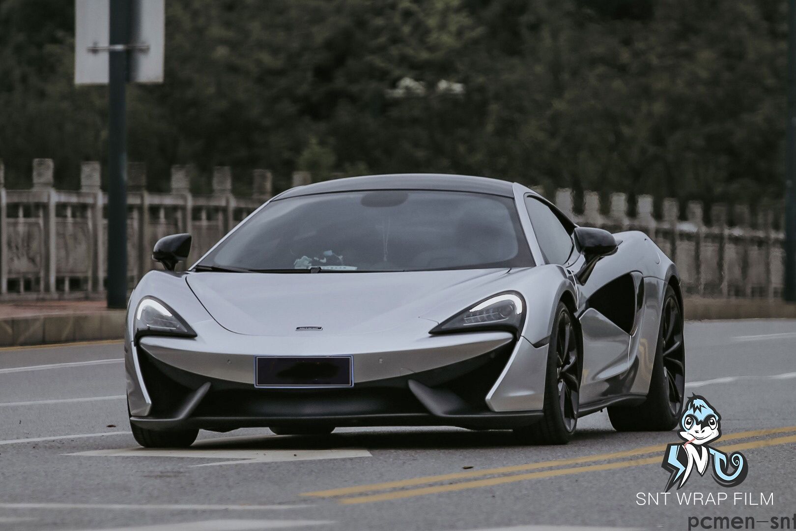 迈凯伦 超亮金属金属银