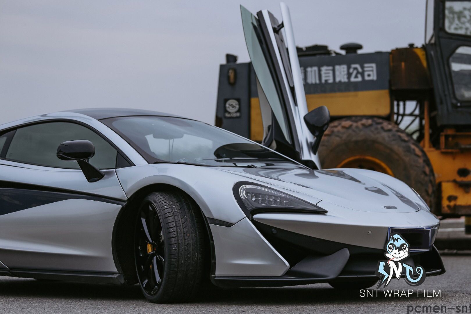 迈凯伦 超亮金属金属银