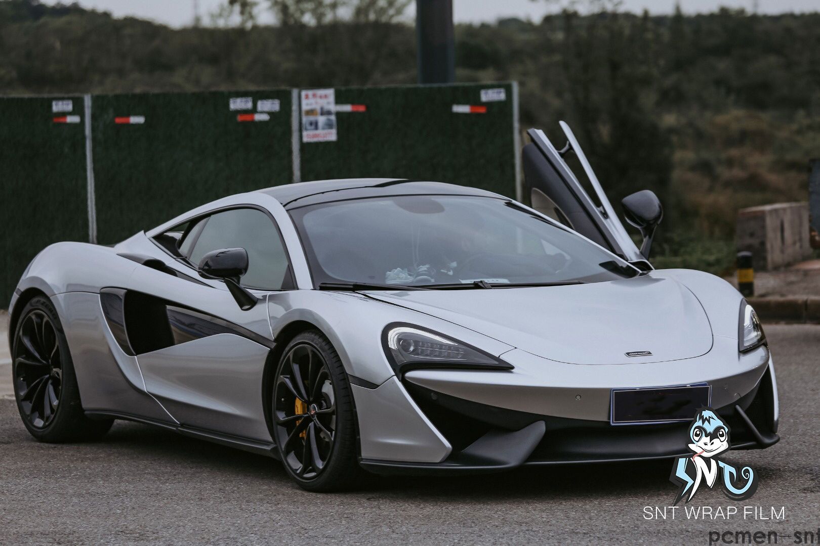 迈凯伦 超亮金属金属银