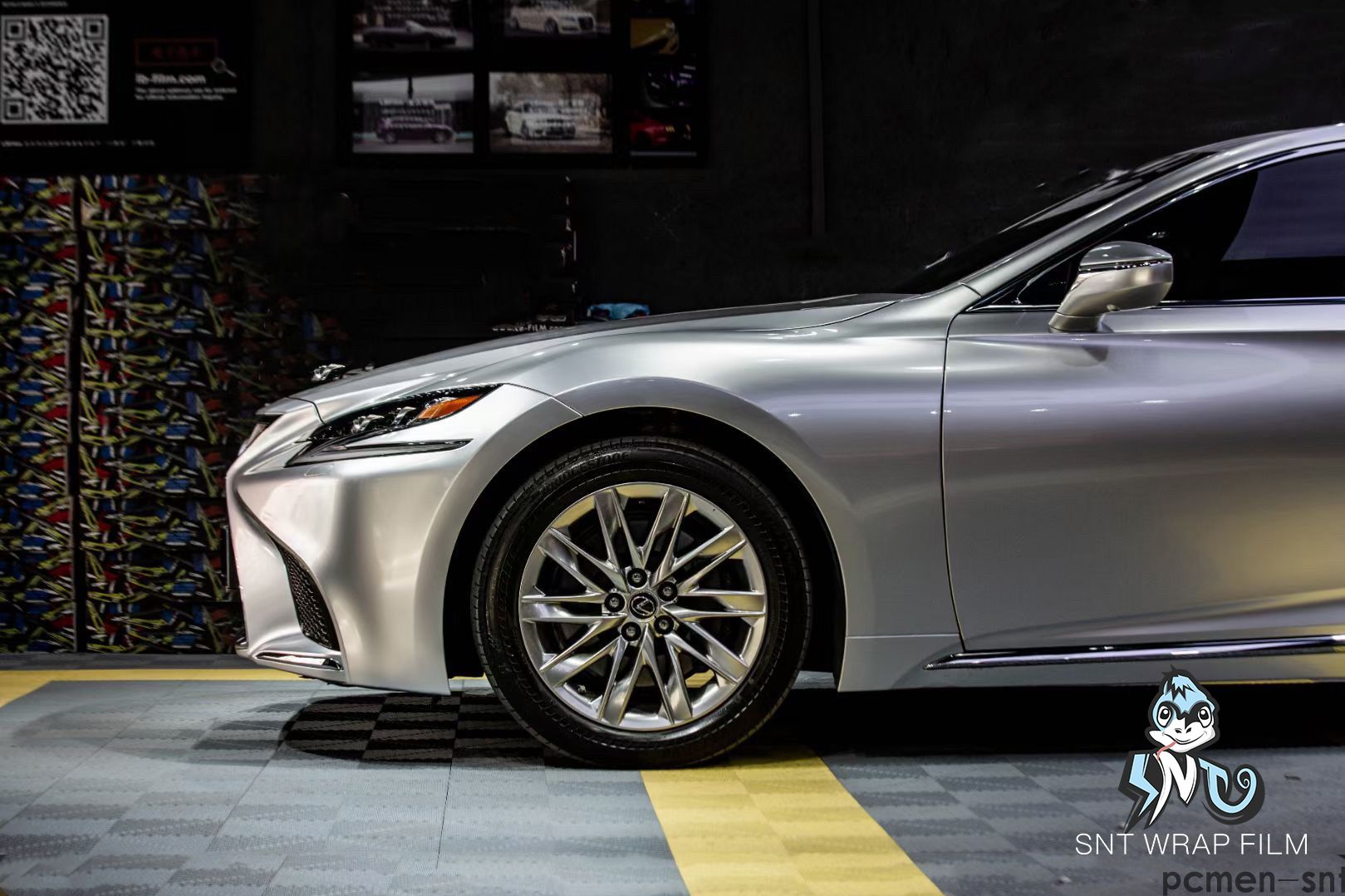 雷克萨斯 超亮金属太空灰