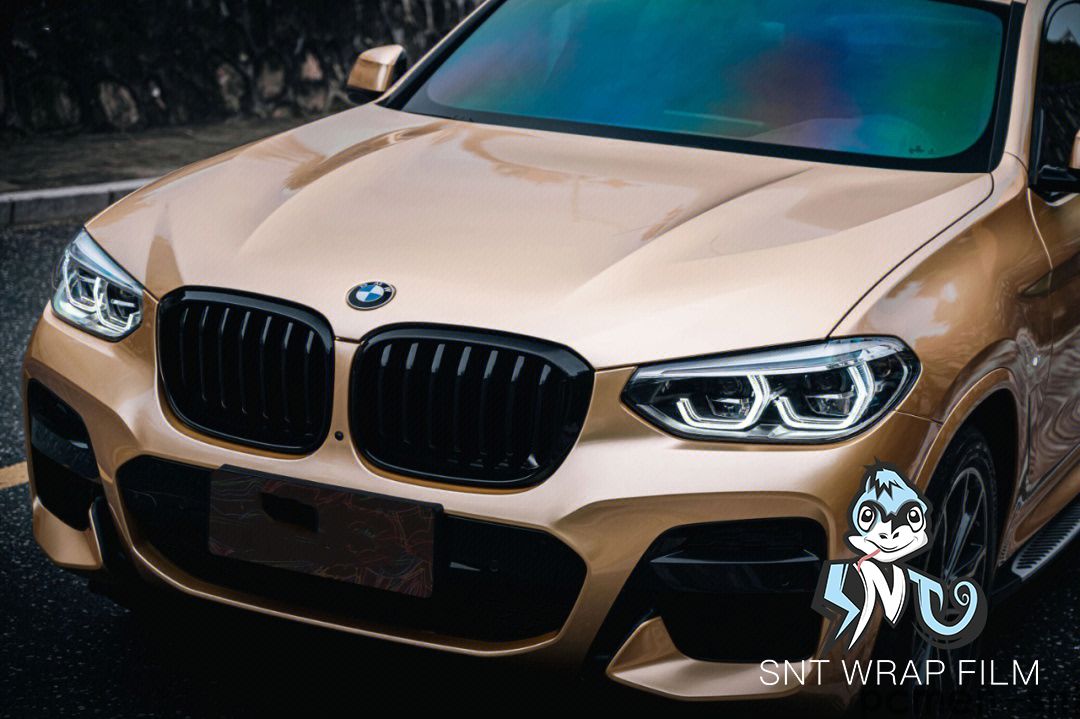 宝马 超亮金属香槟金