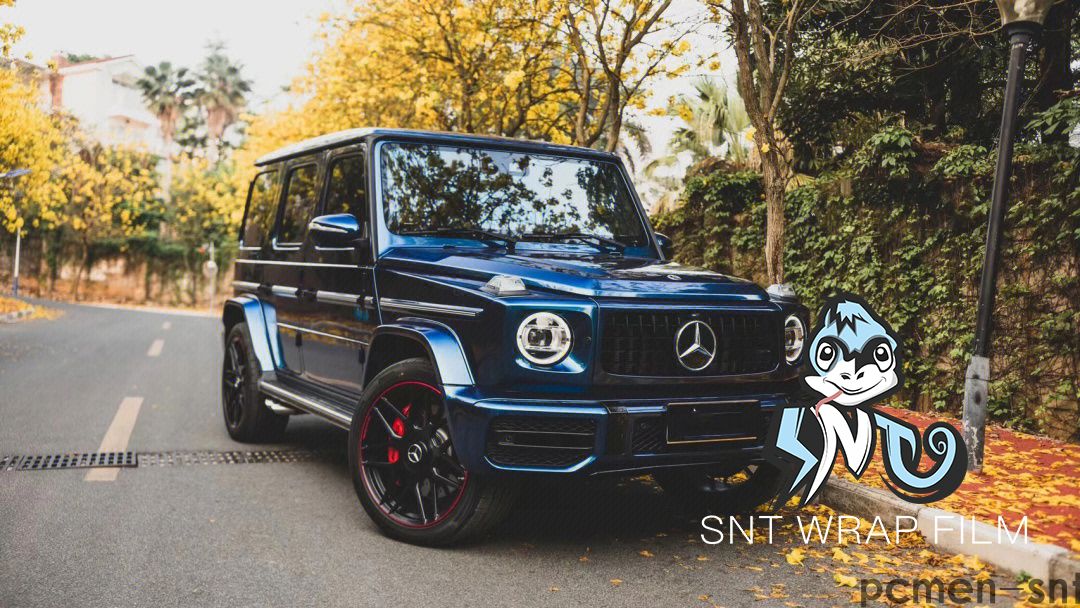 奔驰 超亮金属暗影蓝