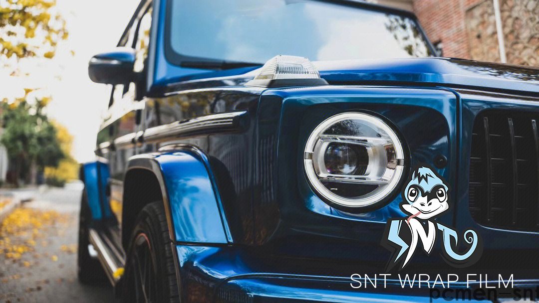 奔驰 超亮金属暗影蓝